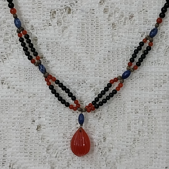 Vintage Carnelian Sodalite Blue Stone Beaded Necklace Carved Pendant - Picture 1 of 10